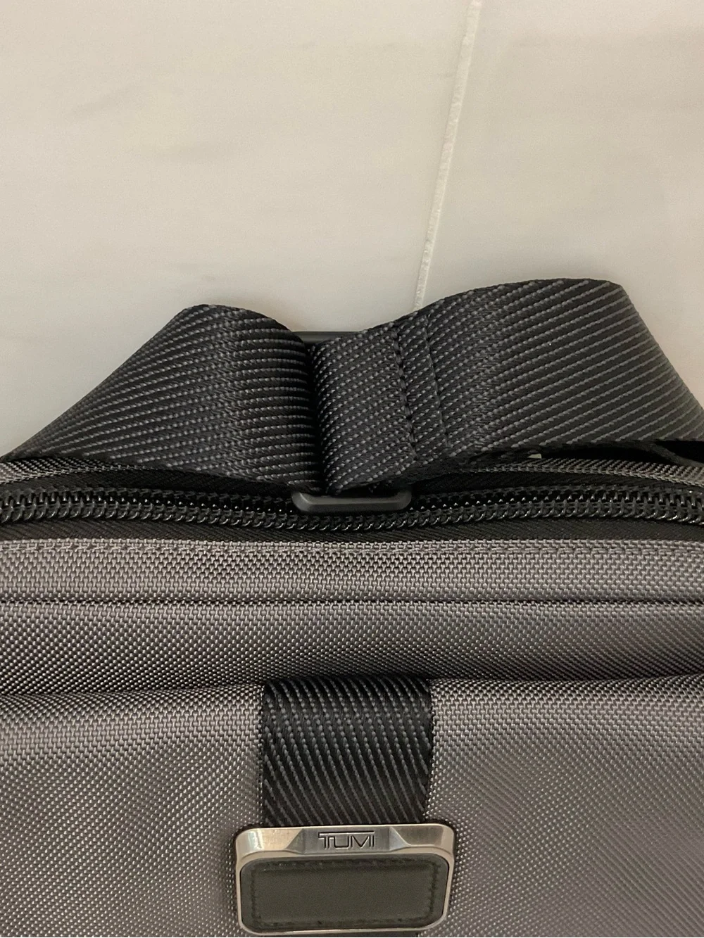 NEW Tumi ALPHA BRAVO JUNIOR 9.5” Ballistic Nylon Sling Crossbody Bag - CHARCOAL